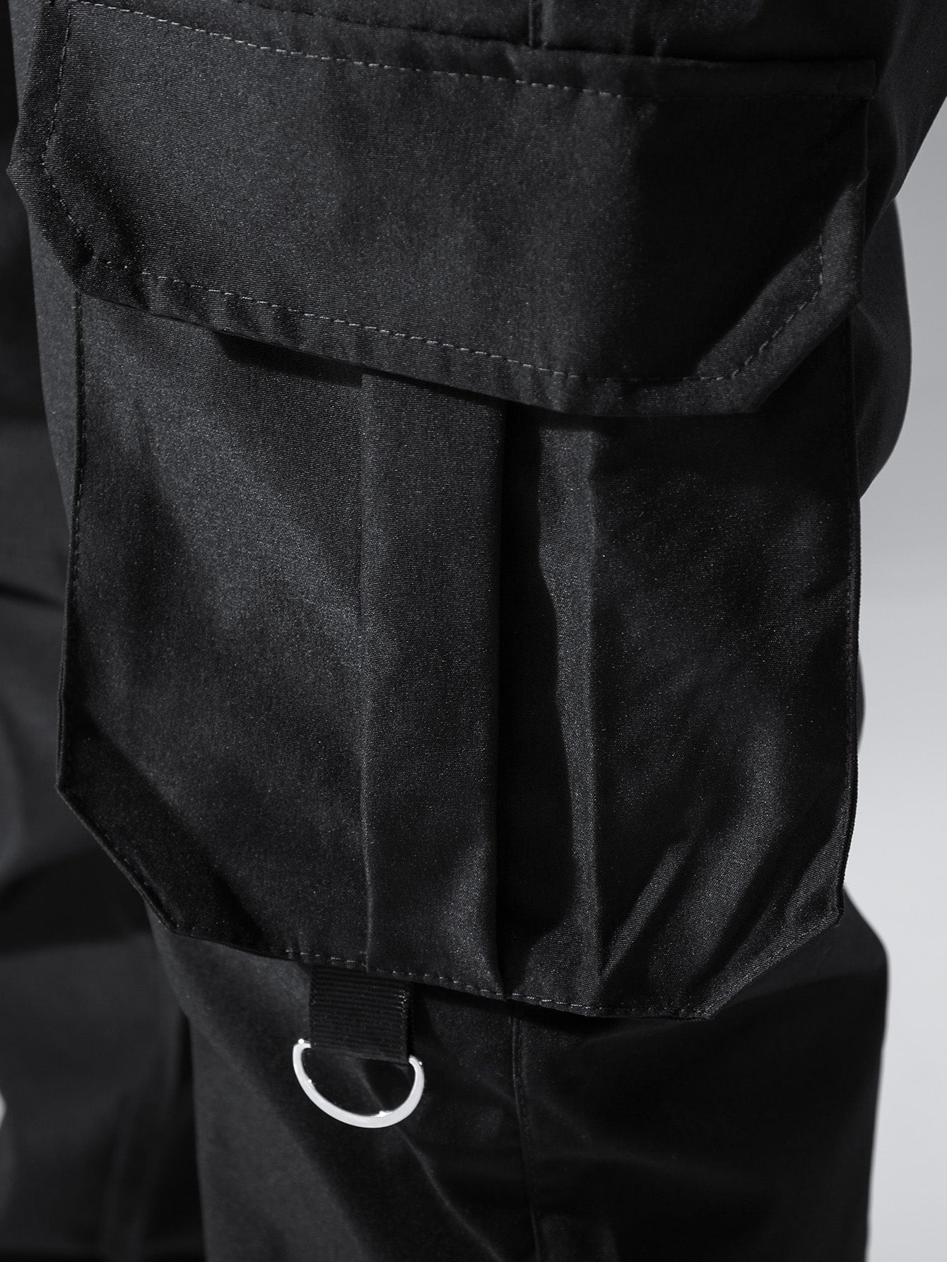 Men's Flap Pocket Side Drawstring Waist Cargo Pants